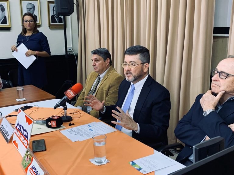 Pedro Muñoz presenta proyecto para rebajar impuesto único al diésel