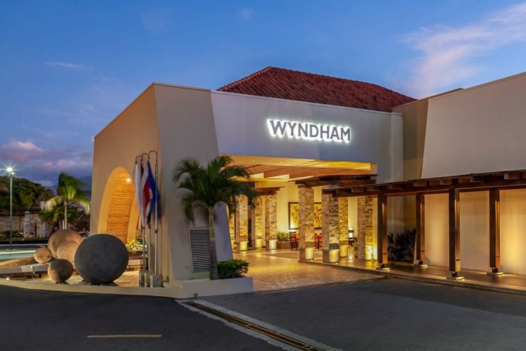 Hotel Wyndham San José-Herradura dará habitaciones a turistas que no puedan regresar a sus hogares