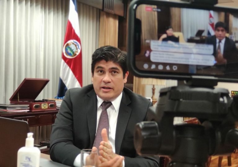 Carlos Alvarado agradece a China por pruebas para detectar COVID-19 e insumos médicos