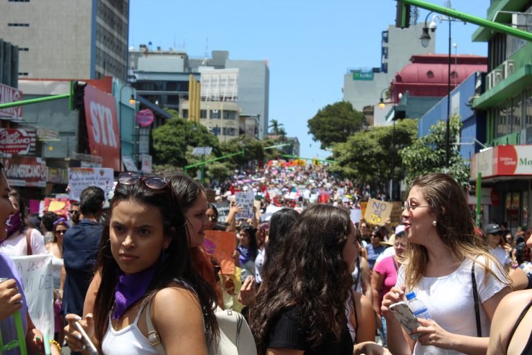 Organizaciones feministas convocan a marcha por el 8M