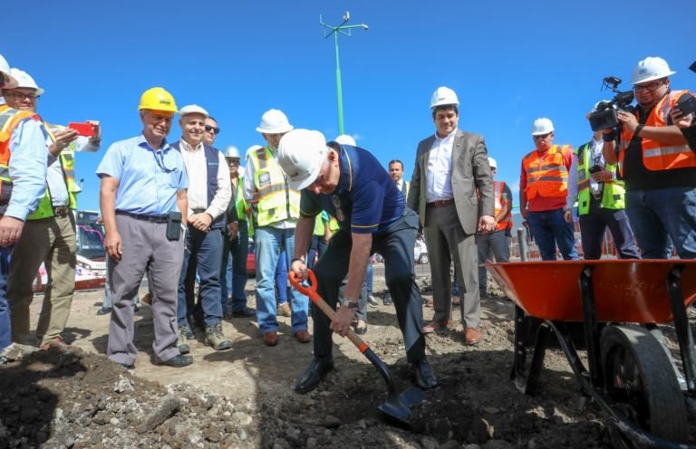 Inexperiencia del PAC naufraga y ponen a dar la cara a veterano del PUSC