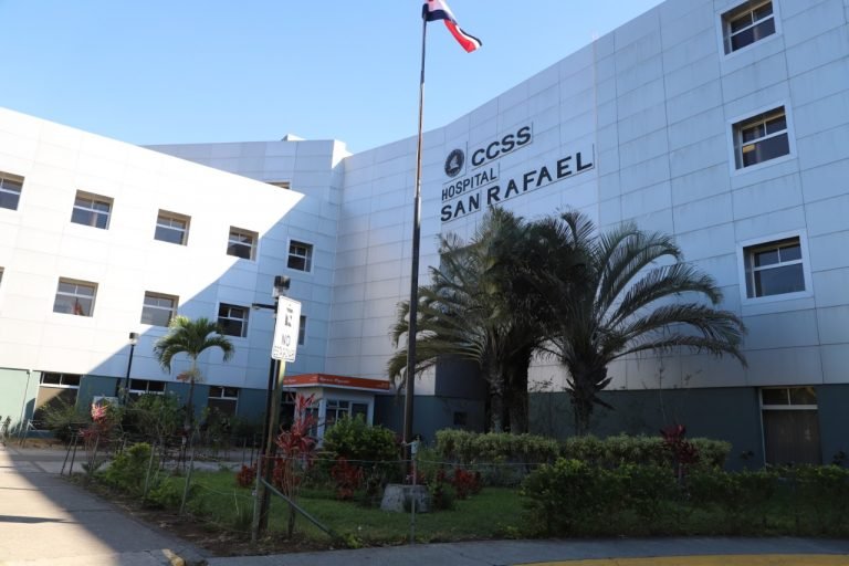 Municipalidad de Alajuela hace donación millonaria en equipos para el Hospital San Rafael