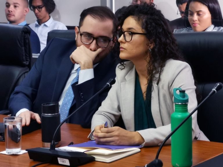 Felly Salas: Siempre he realizado mi trabajo buscando la satisfacción del interés público