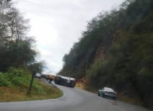 Ottón Solís sufrió un accidente de tránsito