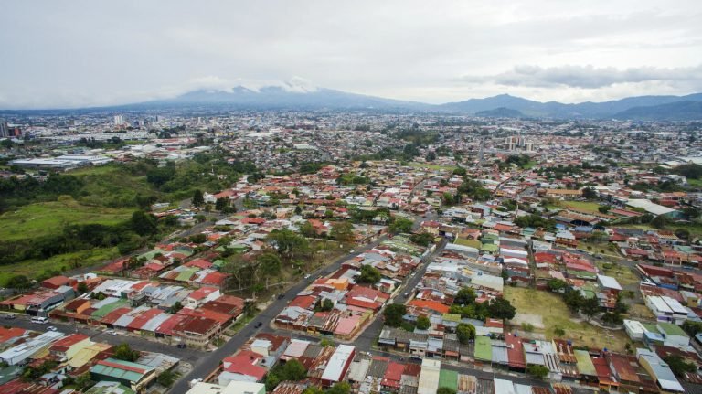 Situación real de la vivienda en Costa Rica: 759,055 hogares no cumplen con estándares dignos