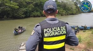 Joven extranjera que ingresó ilegalmente por la frontera norte presenta síntomas de COVID-19