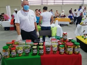 Asociación de Desarrollo Integral de Aguas Zarcas reactiva economía local