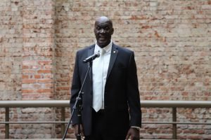 Eduardo Cruickshank pide al gobierno solucionar deuda con la CCSS