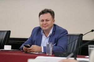 Dolanescu: De nada nos sirve estar durmiendo en una cama de oro cuando tenemos hambre