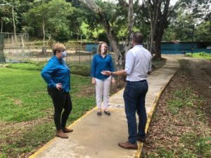 Defensora refuerza compromiso con habitantes de Pérez Zeledón