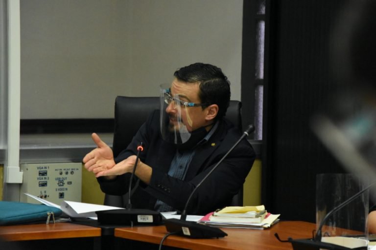 Aún con el “recorte” presupuesto la Asamblea va a crecer un 8,67%, denuncia Villalta