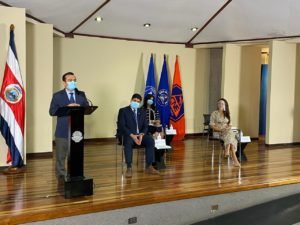 Ministros y presidentes ejecutivos reducirán su salario en un 15%