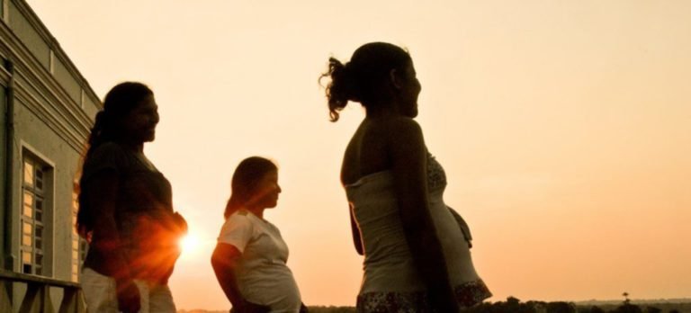 Diputados impulsan menos discriminación laboral para mujeres embarazadas