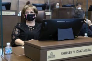 Shirley Díaz: Me preocupan e indignan gastos en el AyA en una época de crisis económica