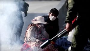 Bolivianos vuelven a las calles por supuesto “fraude” electoral