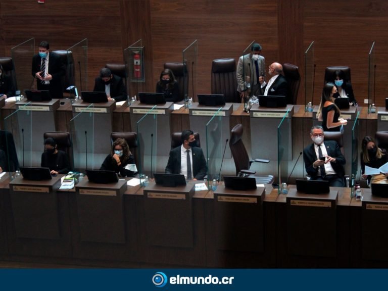 Primero de Mayo podría verse afectado por brote covid entre diputados