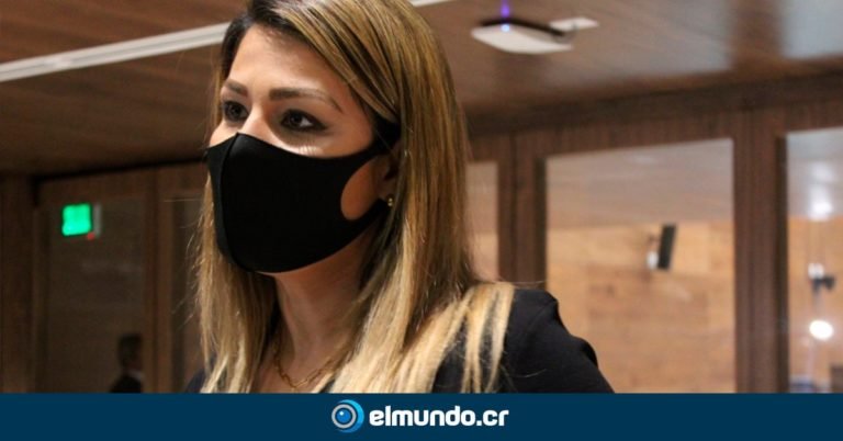 Nicolás: Mi deber como diputada es también pensar en el bolsillo de la gente