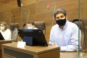 Otto Roberto Vargas tilda de prepotente al ministro de Salud Daniel Salas