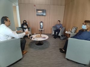 Díaz y Cascante buscan estabilidad laboral para las cocineras del MEP