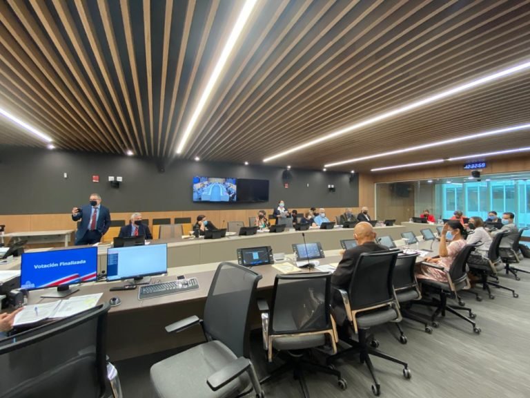 Avanza proyecto de ley para restringir huelgas en el Poder Judicial