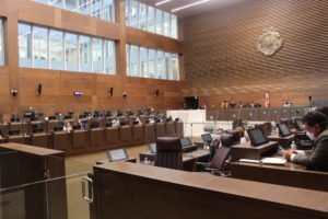 Día perdido en discusión de ley de empleo: 24 diputados no llegaron a la Asamblea