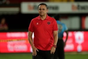 Fernando Ocampo es el presidente que tuvo que sortearlo todo para llevar a Alajuelense al título más anhelado