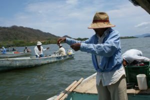 Pescadores artesanales piden a diputados investigar al Incopesca