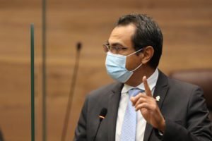 Lineth Saborío pide renuncia del diputado Cascante por vínculo con narcotraficantes