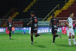 Bryan Ruiz y su análisis del juego: “Está claro que nosotros tenemos que ser mejores”