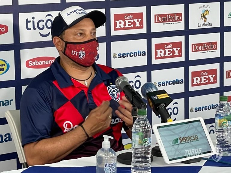 Jeaustin Campos: “Los primeros cuatro partidos nos dirán cómo estamos”