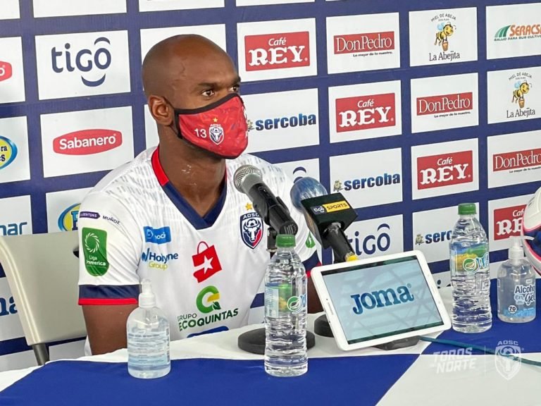 Adolfo Machado: “No podemos pensar en aspirar a semifinales si apenas está empezando el torneo”