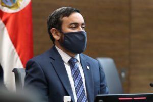 Prendas sobre empréstito con el FMI: Un crédito nuevo es echar agua en un canasto roto