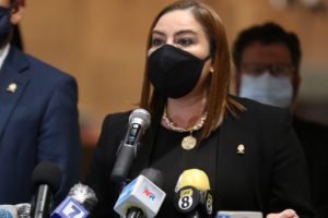 Delgado celebra aprobación de la Ley General de Contratación Pública