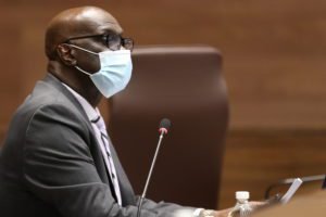 Restauración Nacional propone revisar fórmula de fijación de precios de los combustibles