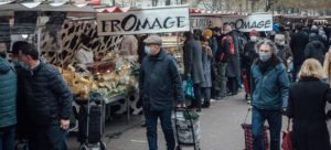 Una noticia alentadora: bajan los casos de COVID-19 a nivel mundial