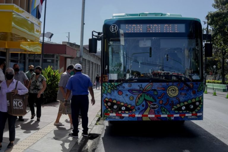 ICE inicia análisis de mercado solicitando muestras de interés a fabricantes de autobuses eléctricos 