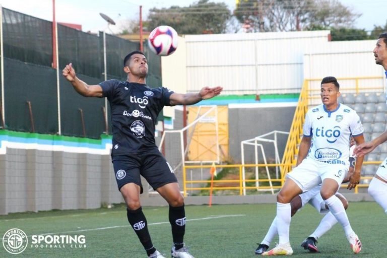 Sporting y Jicaral firman un juego sumamente aburrido