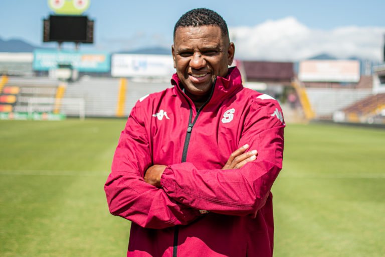 Roy Myers y Marco Herrera se unen al cuerpo técnico de Saprissa FF