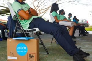 Unicef dona 77 computadoras portátiles a estudiantes de la Zona Norte