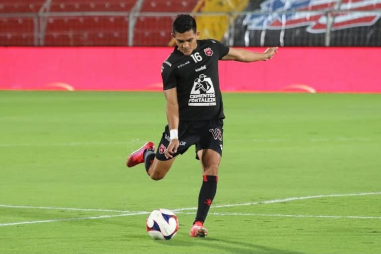Alajuelense valora pedirle a la Concacaf equidad deportiva por el tema de sus visas