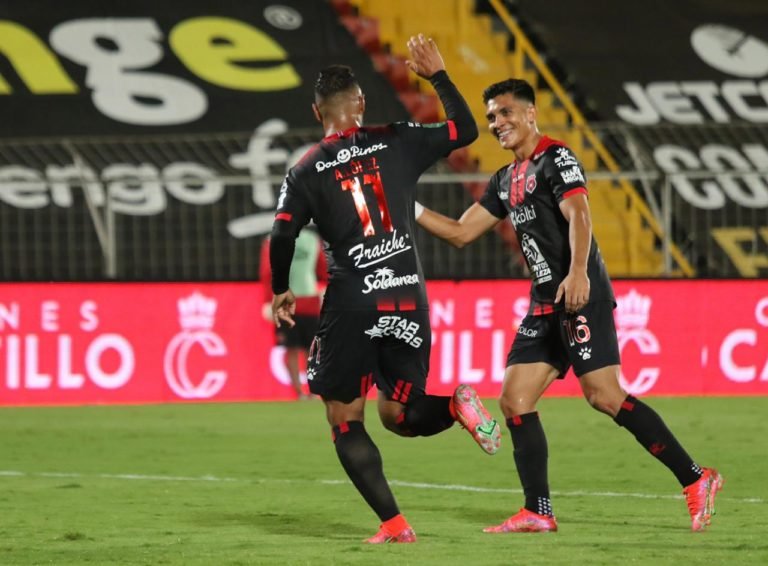 Cartaginés es el cuarto equipo en llevarse un recital de goles por parte de Alajuelense