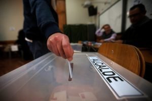 Ante el rebrote de la pandemia, Chile posterga sus elecciones constituyentes y municipales