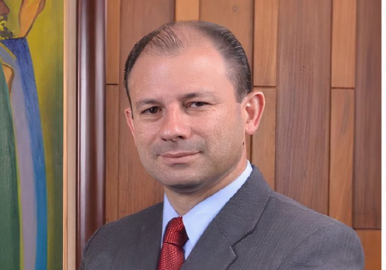 Junta Directiva de la CCSS nombra Gerente Financiero para próximos seis años