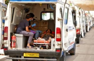 India supera las 200.000 muertes por coronavirus