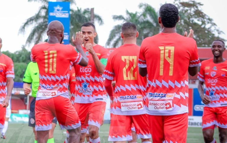 Santos asegura su plaza en la Liga de Concacaf