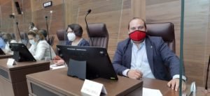 Abarca presenta iniciativa para reformar Ley de Zona Marítimo Terrestre