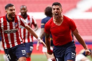 El Cholo Simeone y Luis Suarez consuman el título del Atlético de Madrid