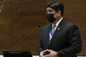 Carlos Alvarado promete 2 millones de costarricenses vacunados para setiembre
