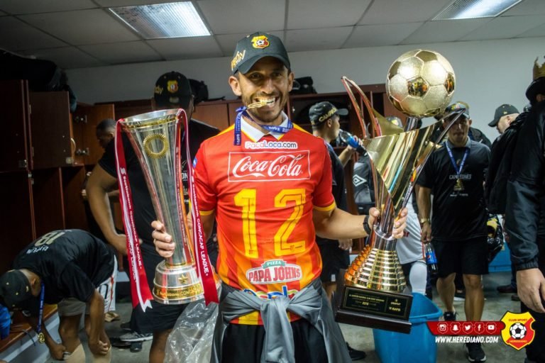 Randall Azofeifa le agradeció a todos en Herediano, menos a Jafet Soto