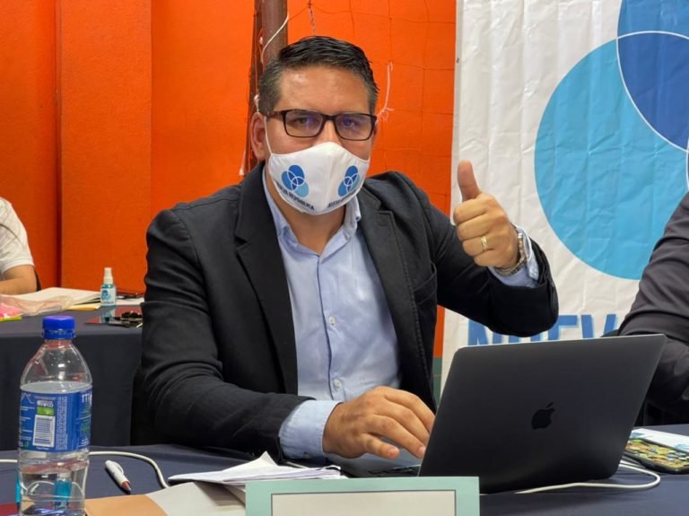 Alvarado: Devolvámosle a nuestra sociedad la libertad y la prosperidad que todos nos merecemos